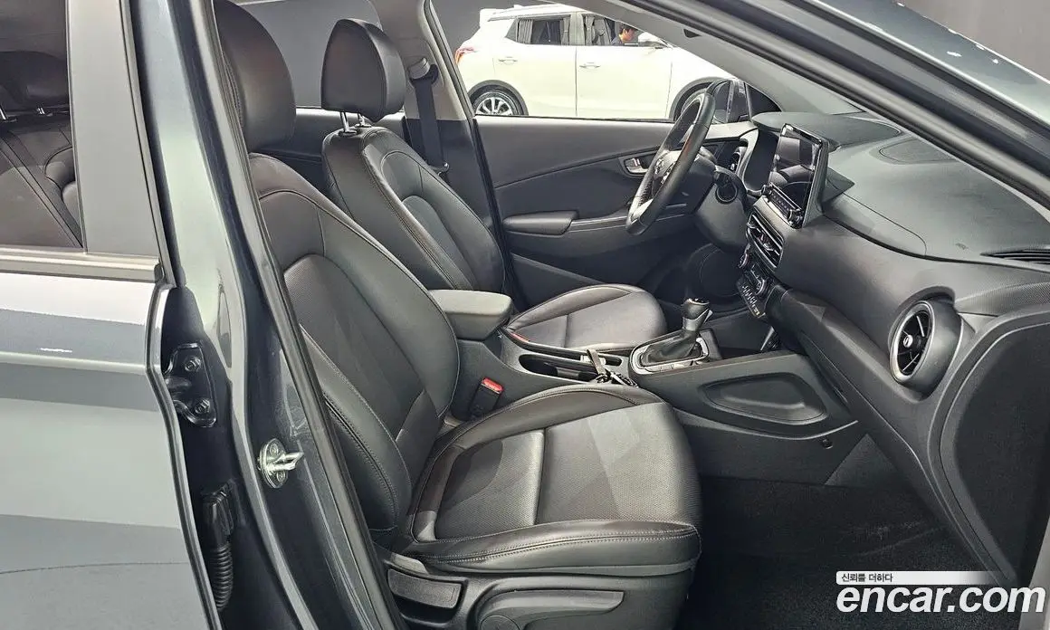 Hyundai Kona 2022 2.0 автомат (гидро), фото 16