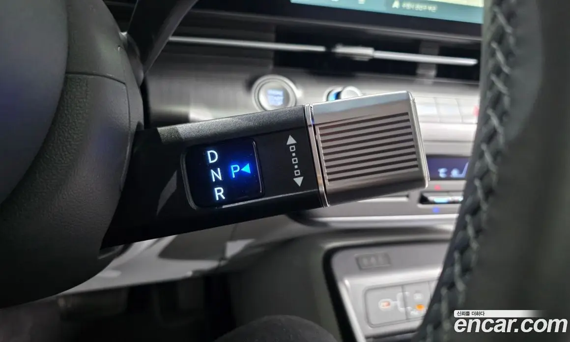 Hyundai Kona 2025 1.6 автомат (гидро), фото 12