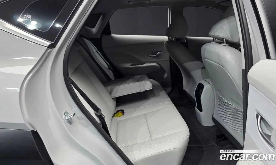 Hyundai Kona 2025 1.6 автомат (гидро), фото 18