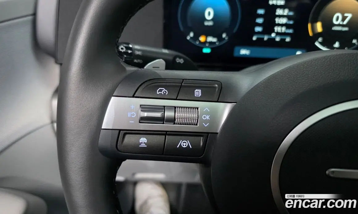 Hyundai Kona 2025 1.6 автомат (гидро), фото 33