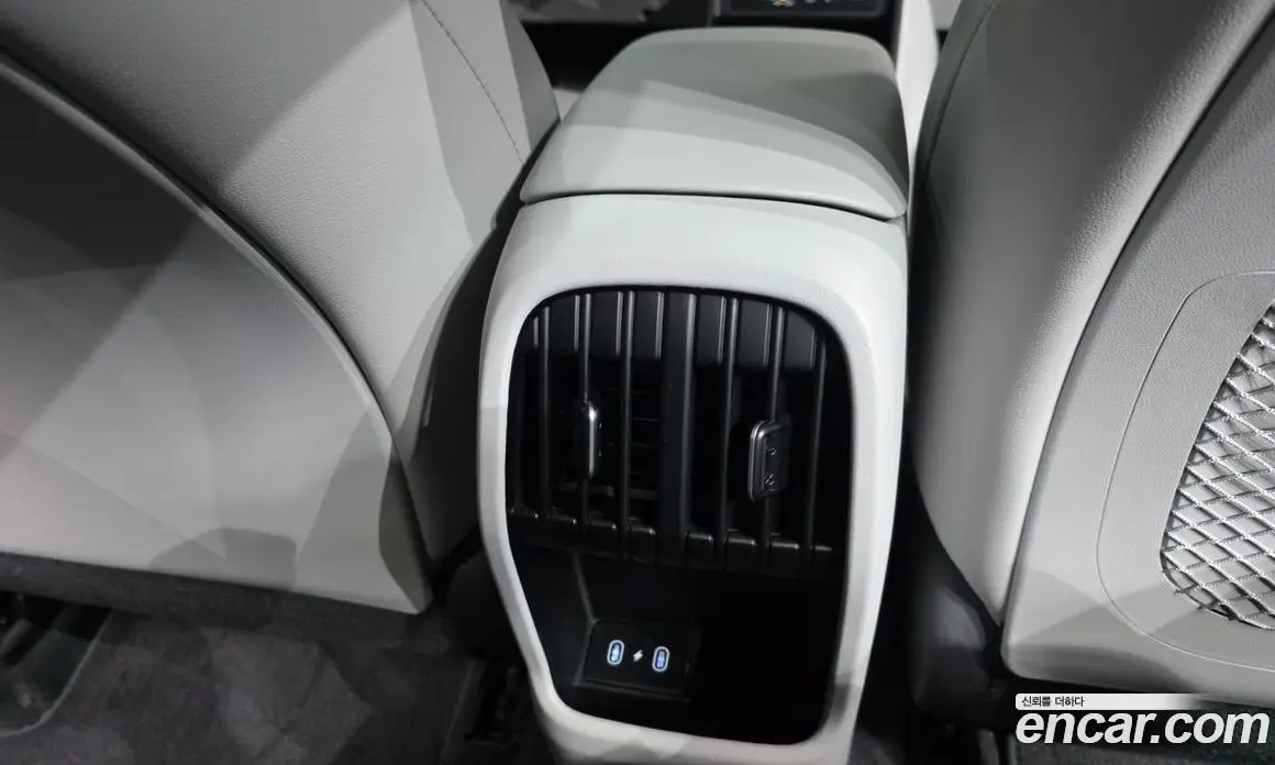Hyundai Kona 2025 1.6 автомат (гидро), фото 37