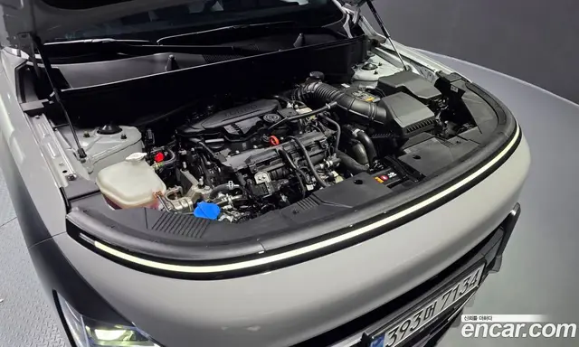 Hyundai Kona 2025 1.6 автомат (гидро), миниатюра 6