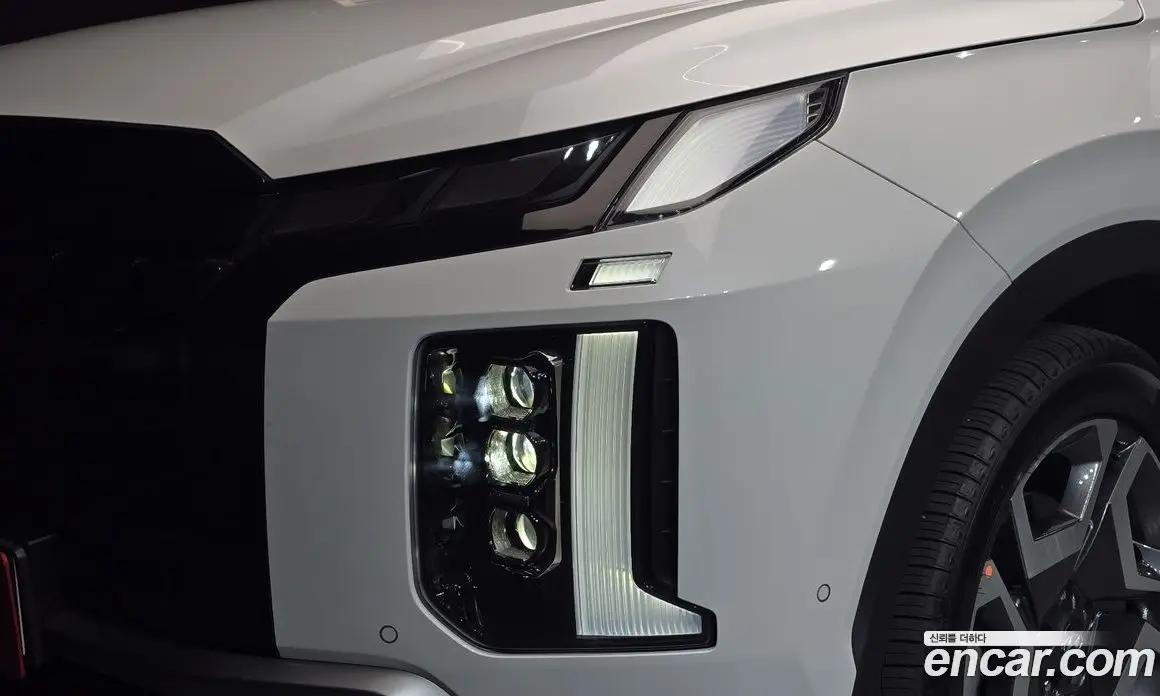 Hyundai Palisade 2023 3.8 автомат (гидро), фото 8