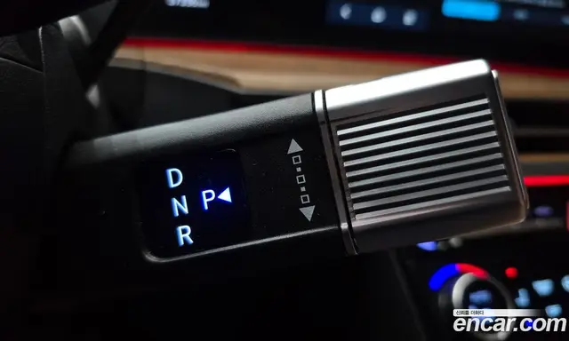 Hyundai Santa Fe 2023 1.6 автомат (гидро), миниатюра 12