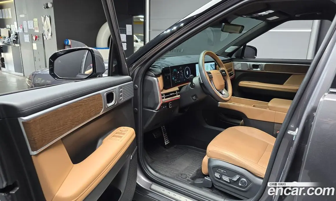 Hyundai Santa Fe 2023 1.6 автомат (гидро), фото 13