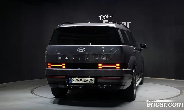 Hyundai Santa Fe 2023 1.6 автомат (гидро), миниатюра 4