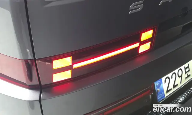 Hyundai Santa Fe 2023 1.6 автомат (гидро), миниатюра 9