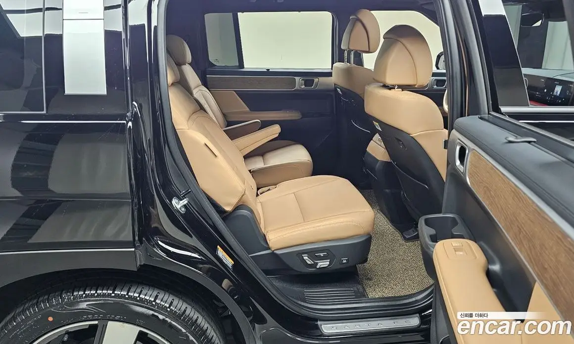 Hyundai Santa Fe 2024 2.5 автомат (гидро), фото 17