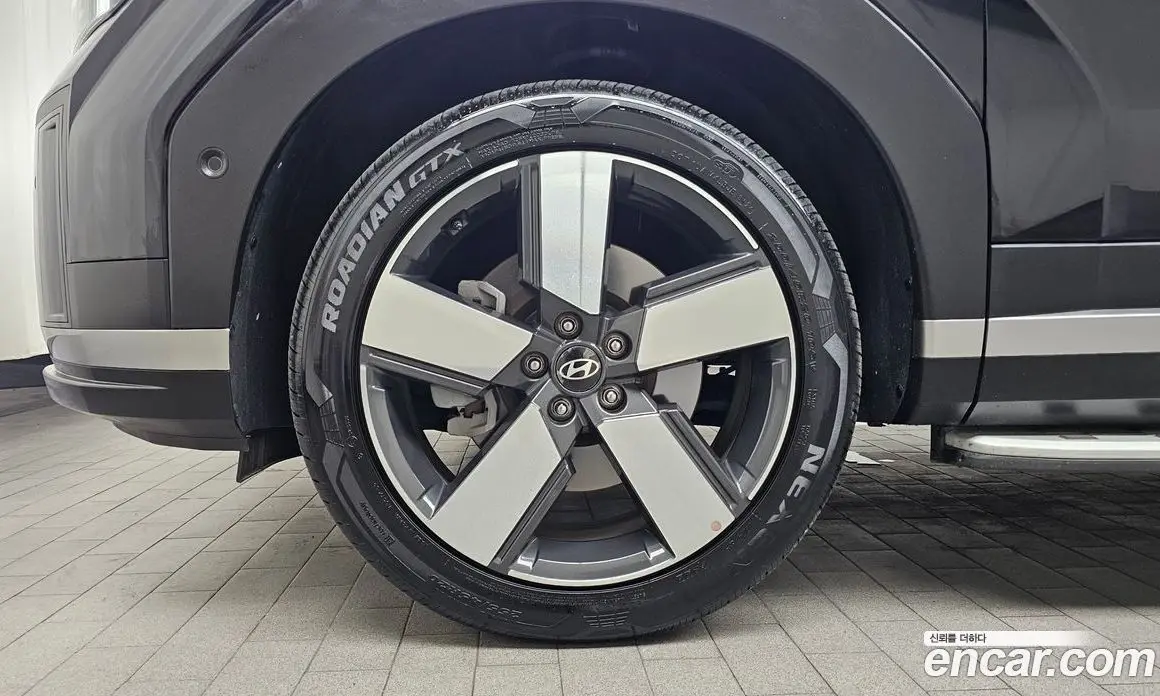 Hyundai Santa Fe 2024 2.5 автомат (гидро), фото 5