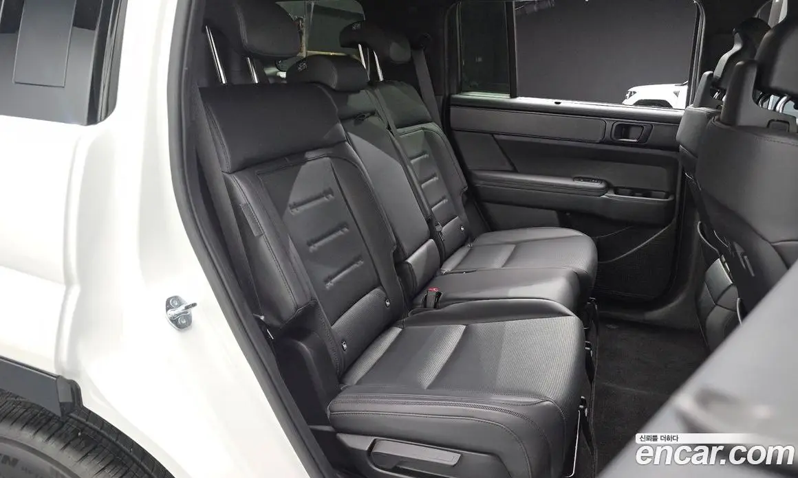 Hyundai Santa Fe 2024 1.6 автомат (гидро), фото 17