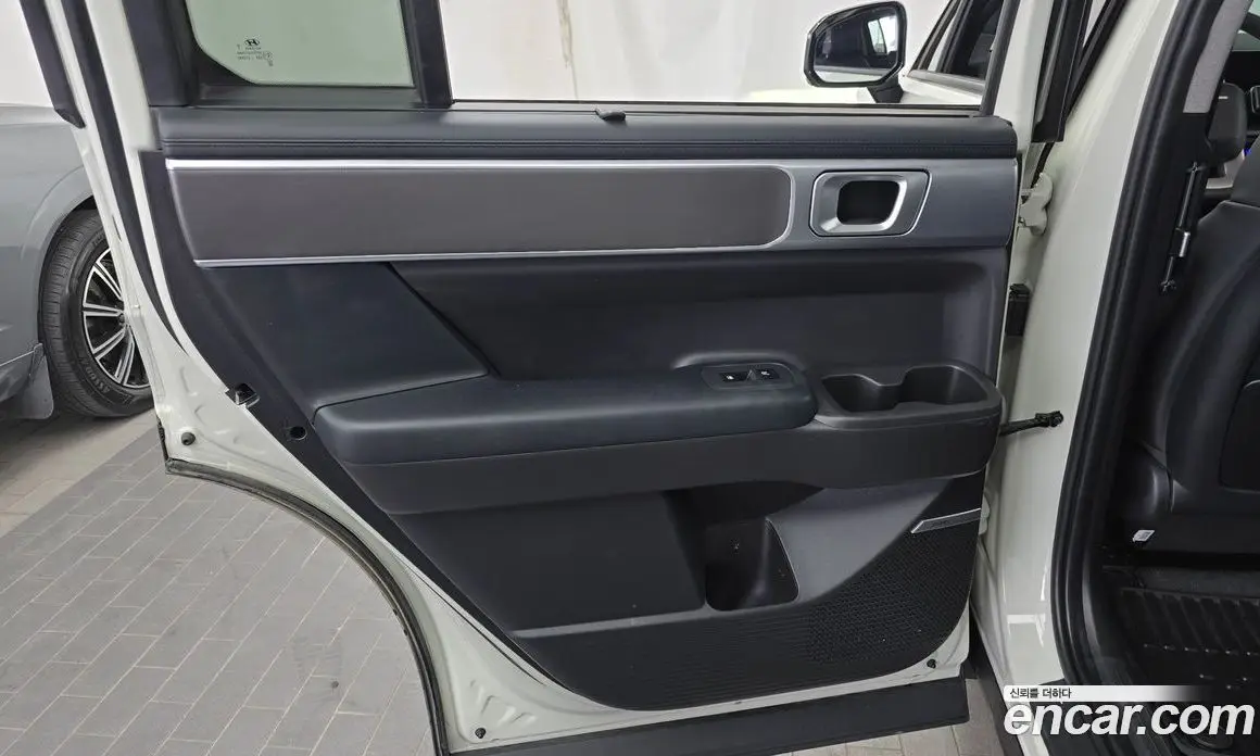 Hyundai Santa Fe 2024 1.6 автомат (гидро), фото 15