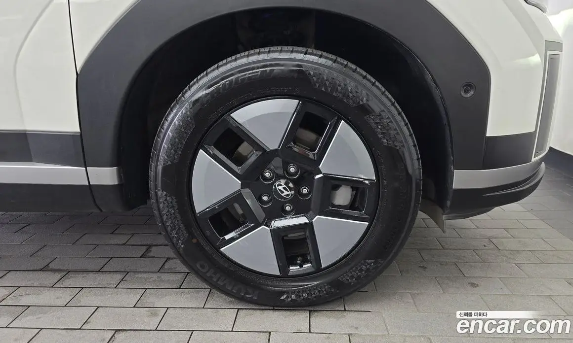 Hyundai Santa Fe 2024 1.6 автомат (гидро), фото 7