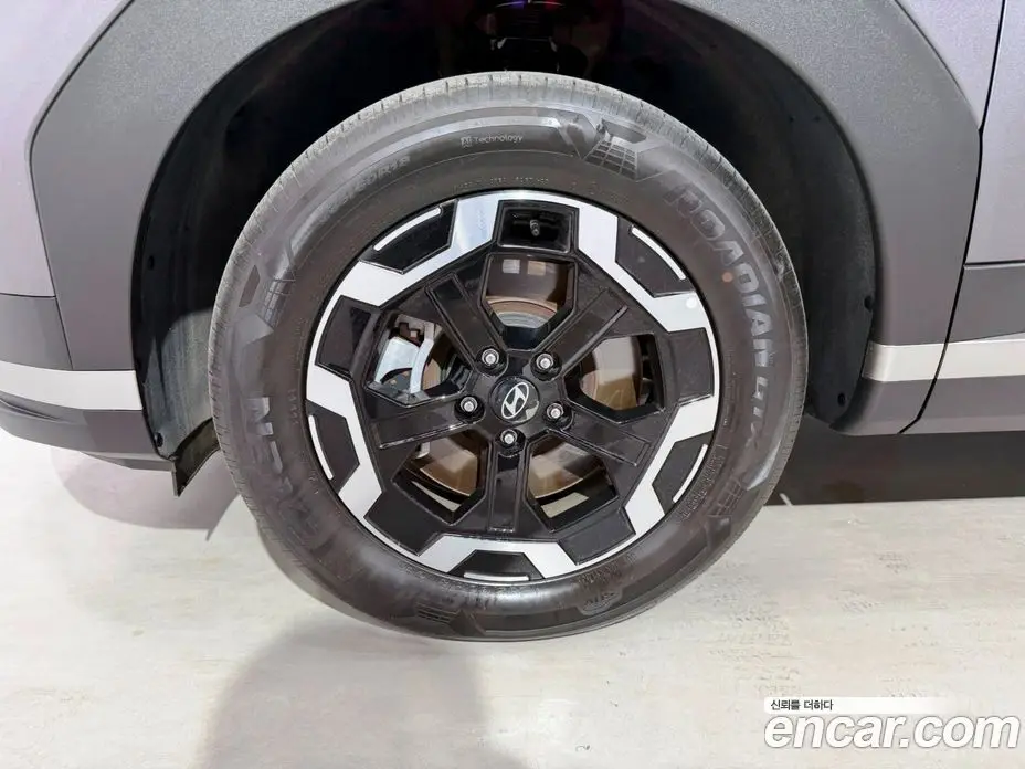 Hyundai Santa Fe 2024 2.5 автомат (гидро), фото 18