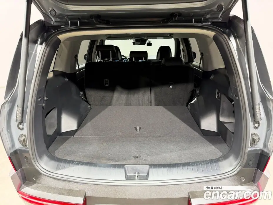 Hyundai Santa Fe 2024 2.5 автомат (гидро), фото 10