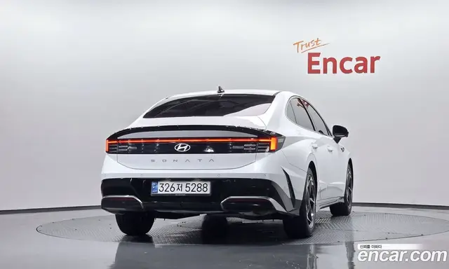 Hyundai Sonata 2024 2.0 автомат (гидро), миниатюра 4