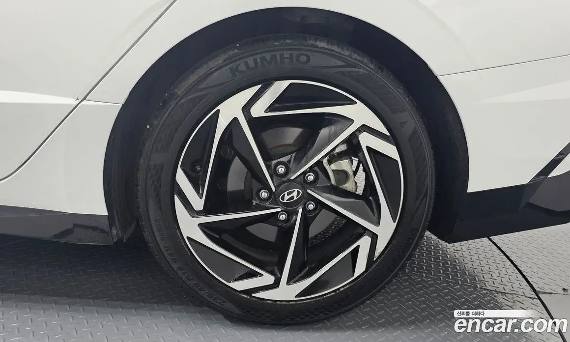 Hyundai Sonata 2024 2.0 автомат (гидро), фото 7