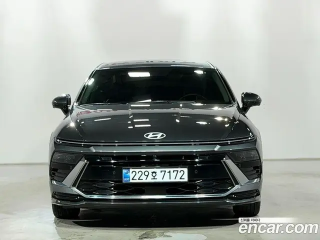 Hyundai Sonata 2024 2.0 автомат (гидро), миниатюра 3