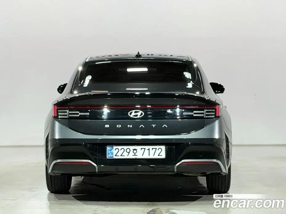 Hyundai Sonata 2024 2.0 автомат (гидро), фото 9