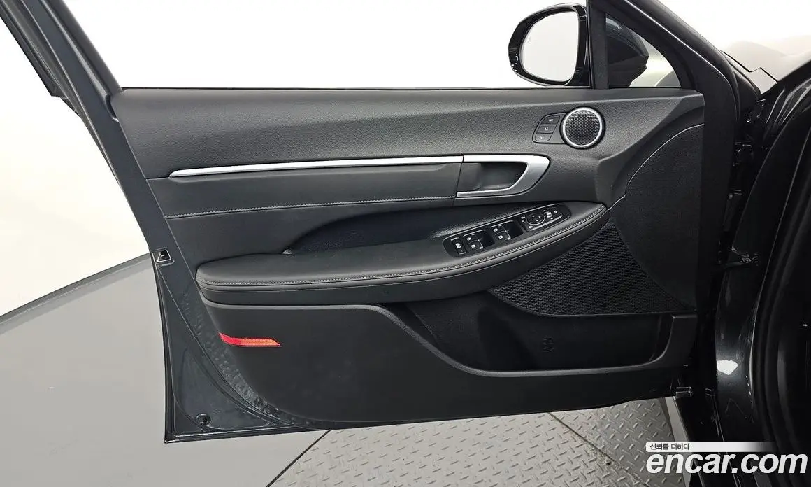 Hyundai Sonata 2025 2.0 автомат (гидро), фото 14