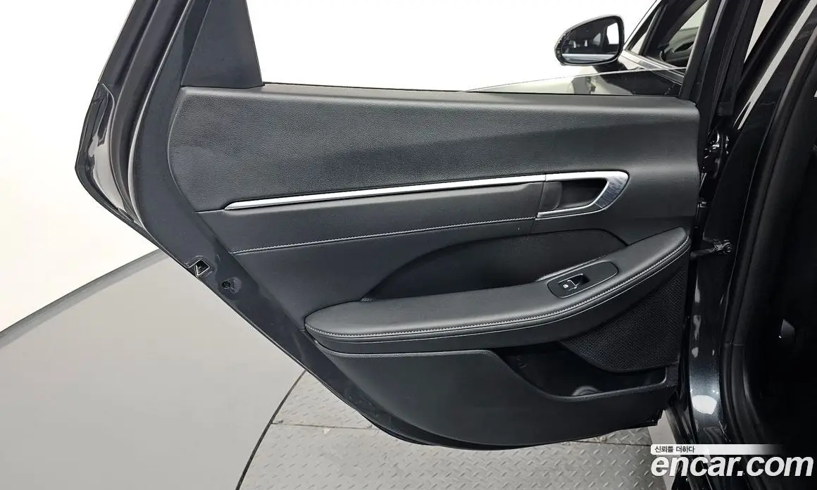 Hyundai Sonata 2025 2.0 автомат (гидро), фото 15