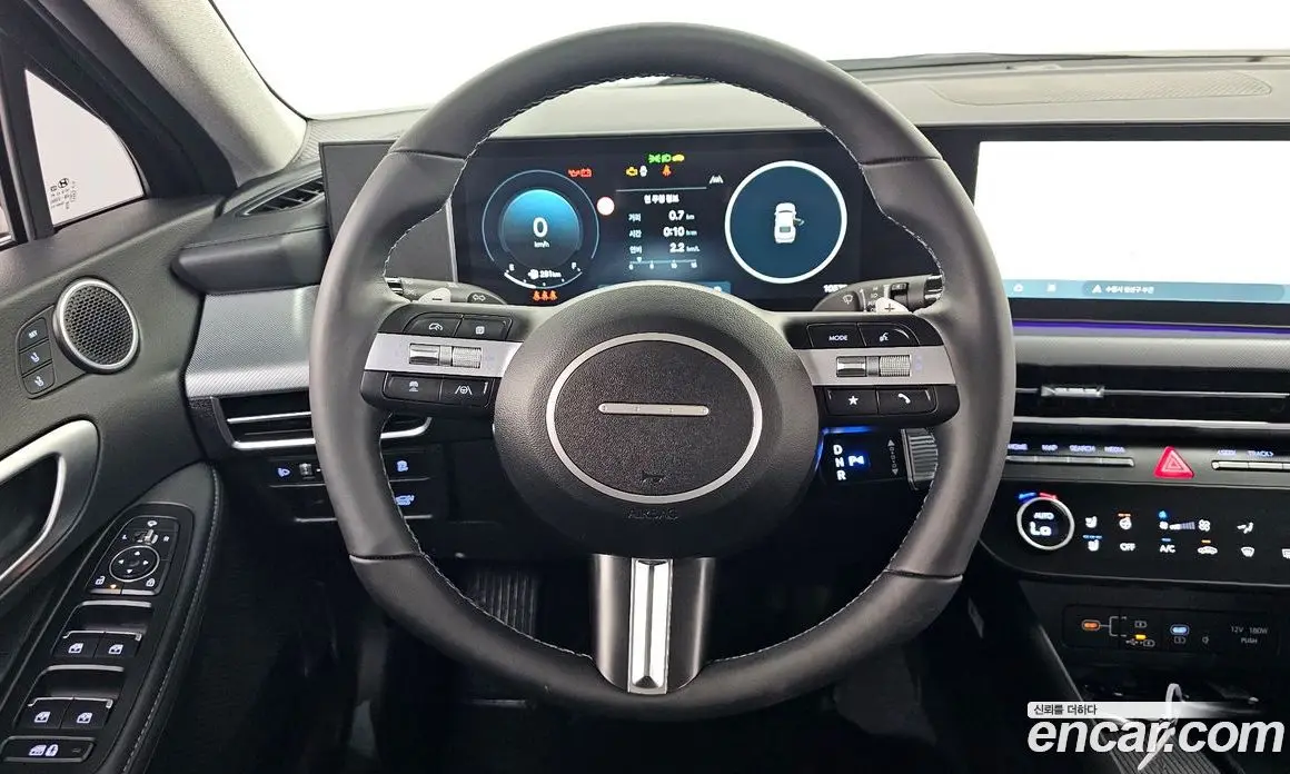 Hyundai Sonata 2025 2.0 автомат (гидро), фото 19