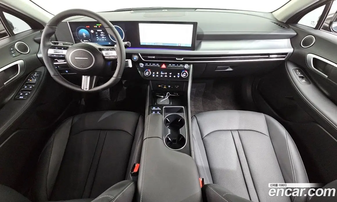 Hyundai Sonata 2025 2.0 автомат (гидро), фото 10