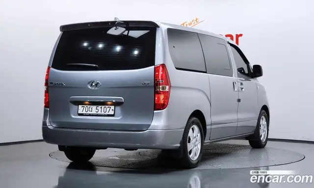 Hyundai Starex 2020 2.5 автомат (гидро), миниатюра 2