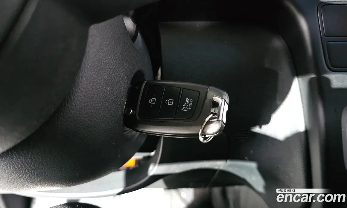 Hyundai Staria 2022 2.2 автомат (гидро), фото 27