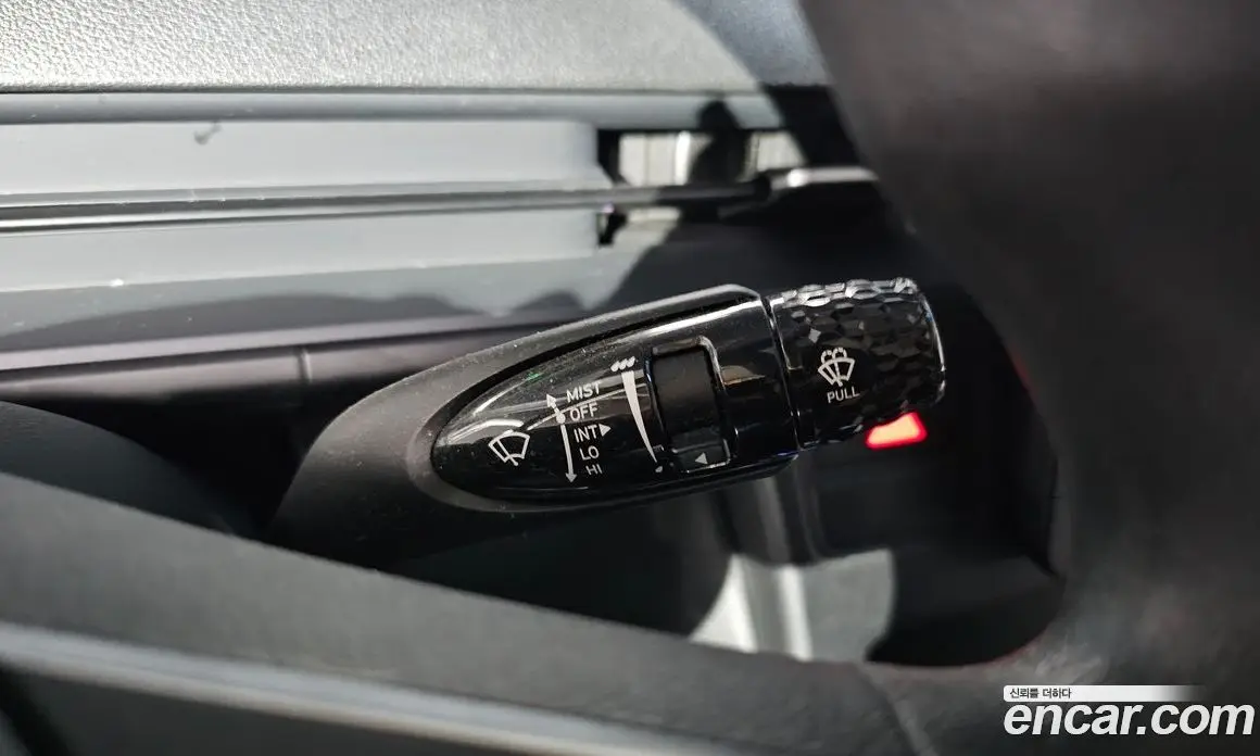 Hyundai Staria 2022 2.2 автомат (гидро), фото 28
