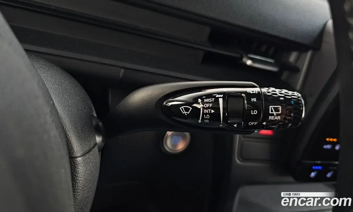 Hyundai Staria 2022 3.5 автомат (гидро), фото 19