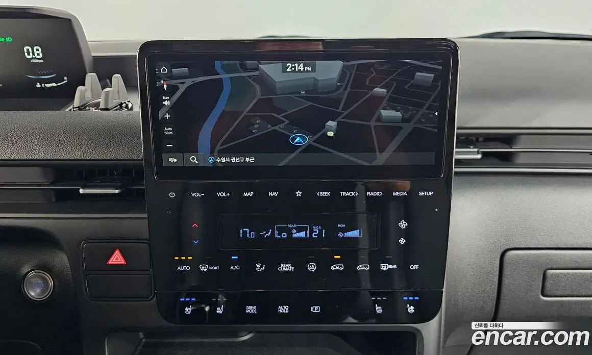 Hyundai Staria 2022 3.5 автомат (гидро), фото 20