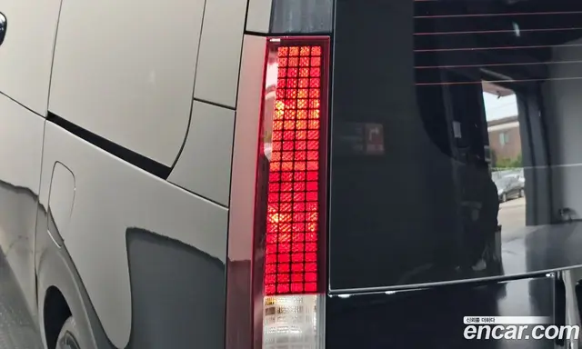 Hyundai Staria 2022 3.5 автомат (гидро), миниатюра 9