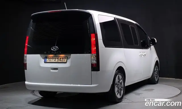 Hyundai Staria 2023 2.2 автомат (гидро), миниатюра 2