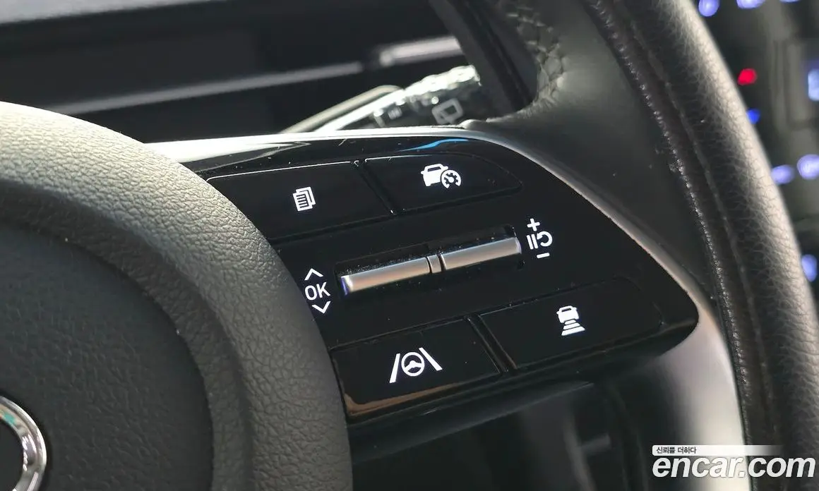 Hyundai Staria 2023 3.5 автомат (гидро), фото 21