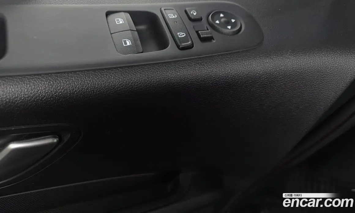 Hyundai Staria 2024 3.5 автомат (гидро), фото 30