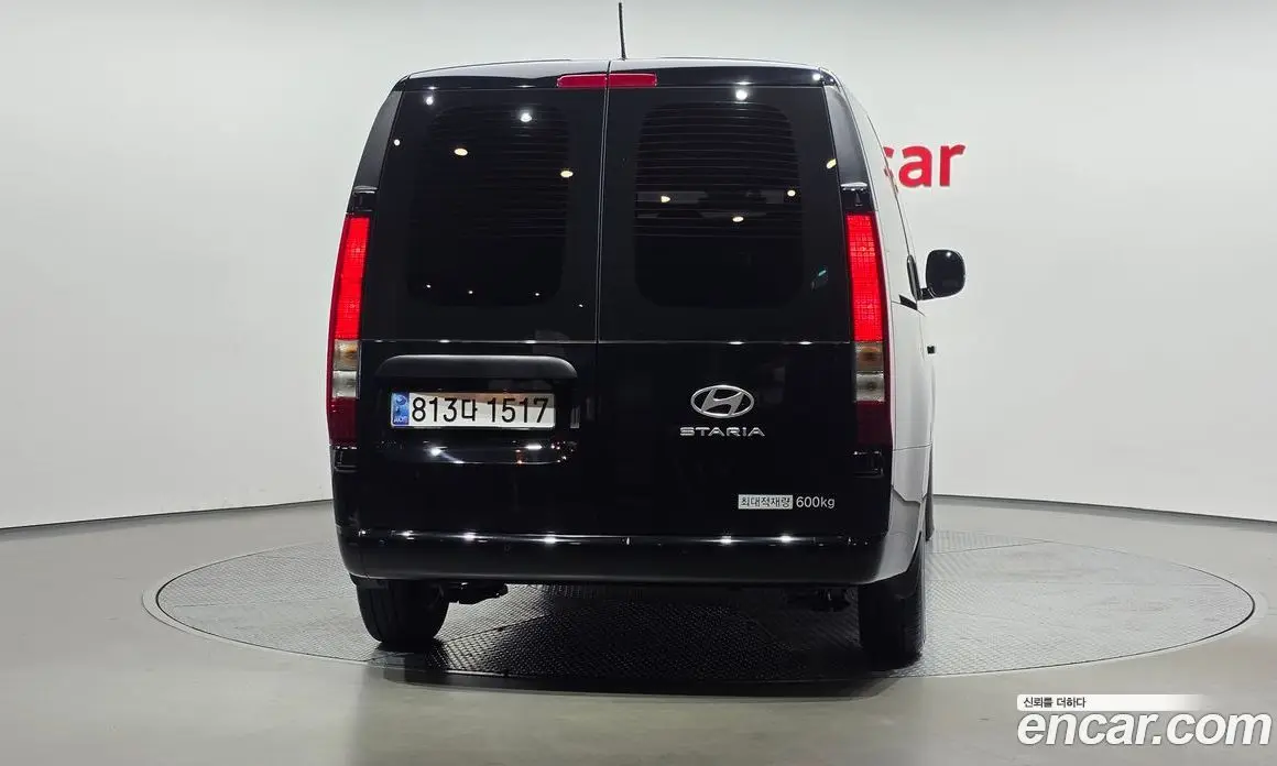 Hyundai Staria 2024 3.5 автомат (гидро), фото 4