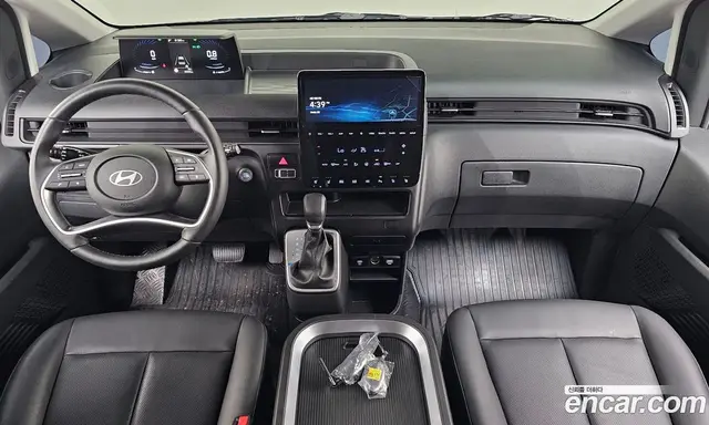 Hyundai Staria 2024 2.2 автомат (гидро), миниатюра 9