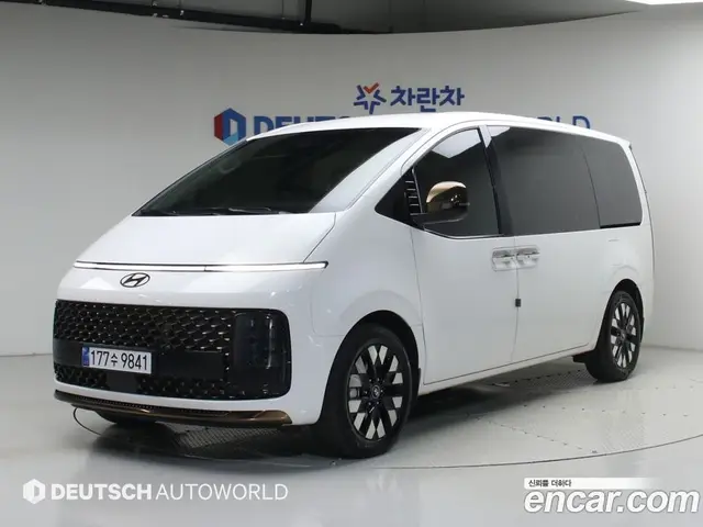 Hyundai Staria, 2024, 35 380 км