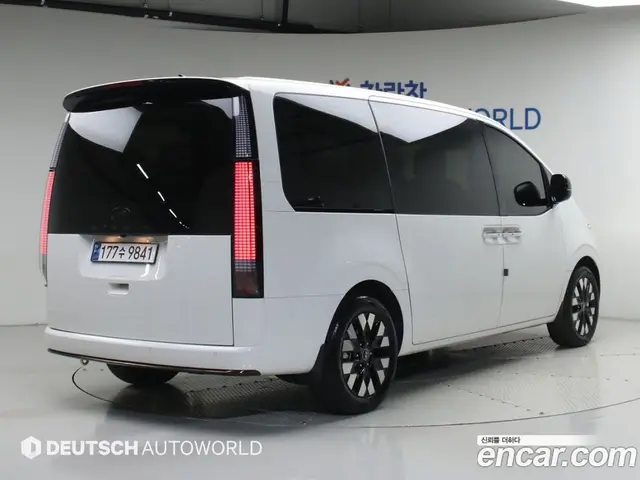 Hyundai Staria 2024 1.6 автомат (гидро), миниатюра 2