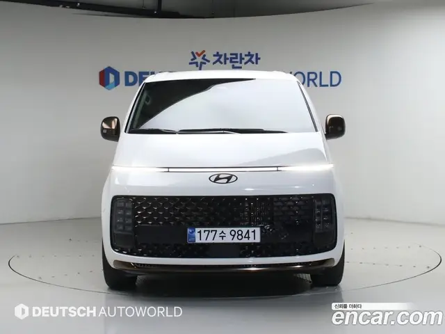 Hyundai Staria 2024 1.6 автомат (гидро), миниатюра 3
