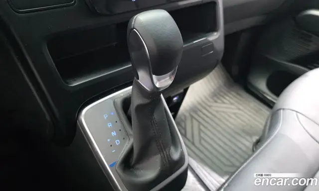 Hyundai Staria 2025 1.6 автомат (гидро), миниатюра 12
