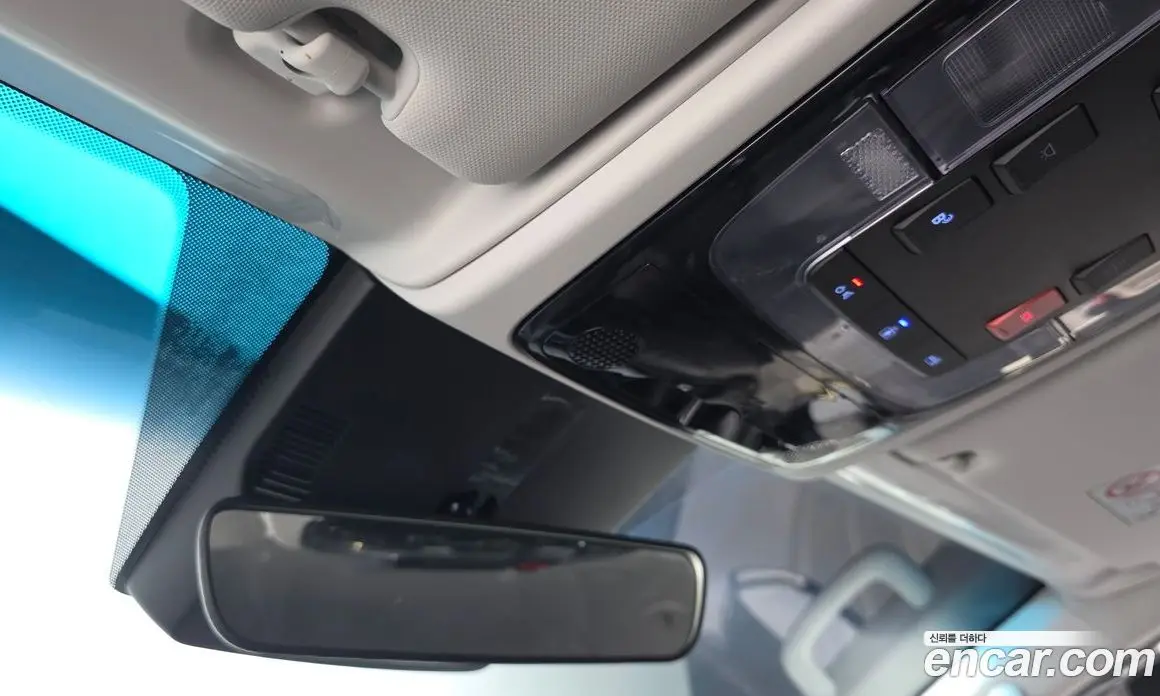 Hyundai Staria 2025 1.6 автомат (гидро), фото 25