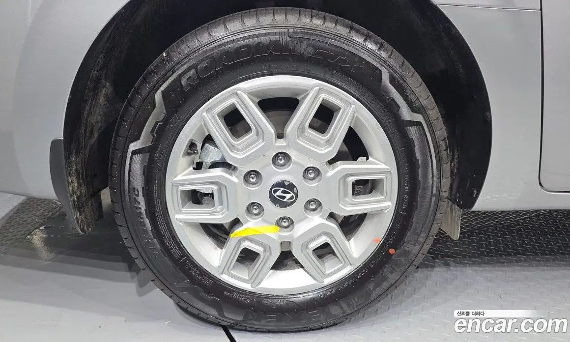 Hyundai Staria 2025 1.6 автомат (гидро), фото 5
