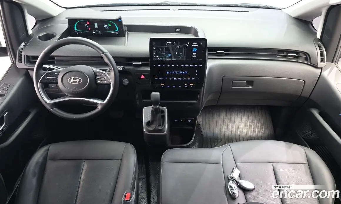 Hyundai Staria 2025 1.6 автомат (гидро), фото 10