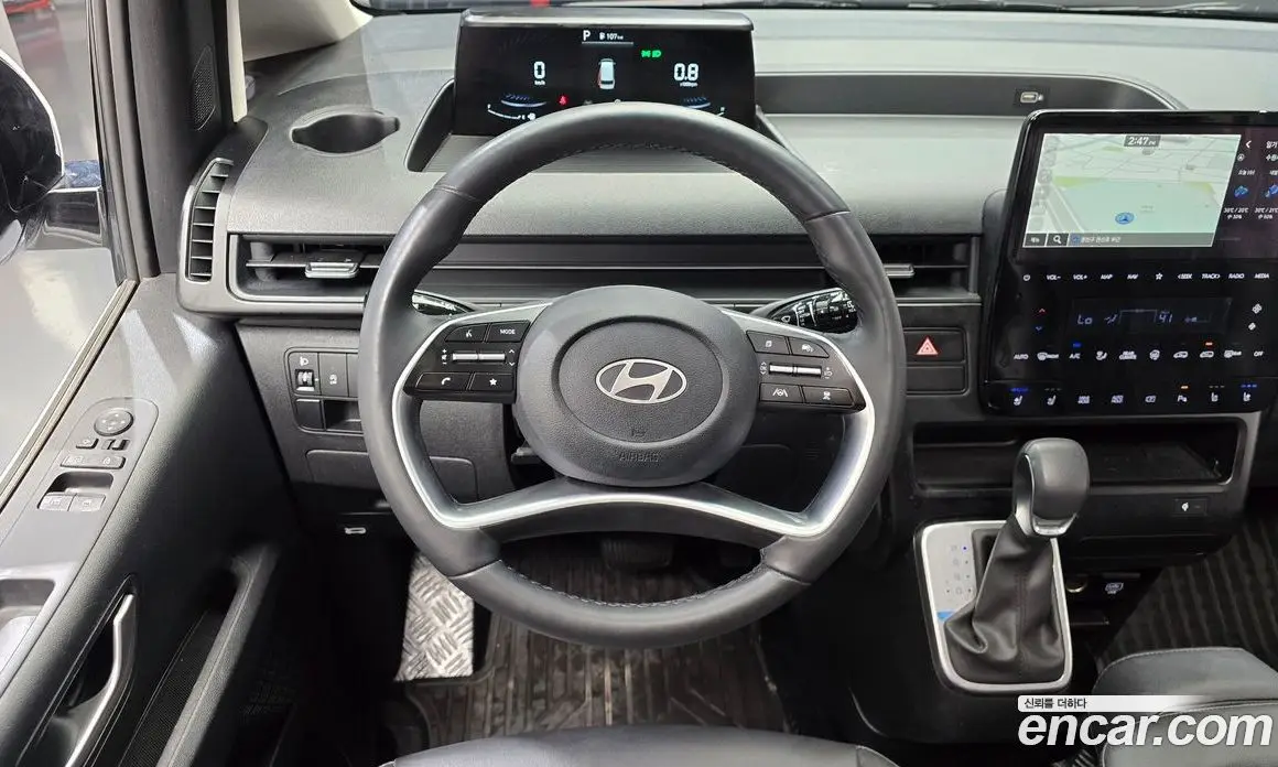 Hyundai Staria 2025 2.2 автомат (гидро), фото 18