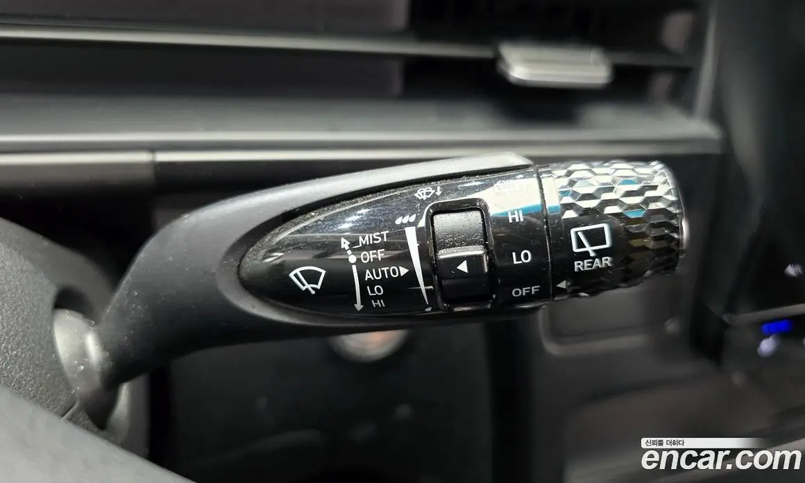 Hyundai Staria 2025 2.2 автомат (гидро), фото 28