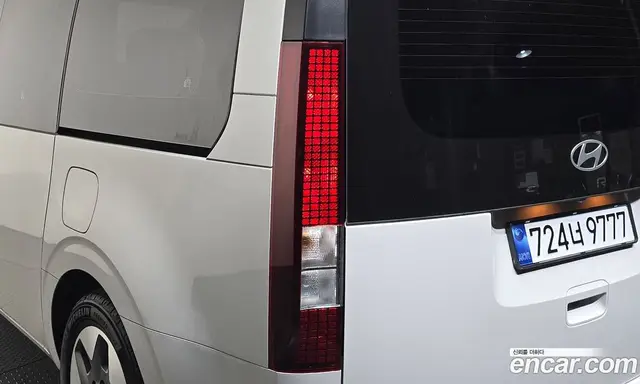 Hyundai Staria 2025 2.2 автомат (гидро), миниатюра 8