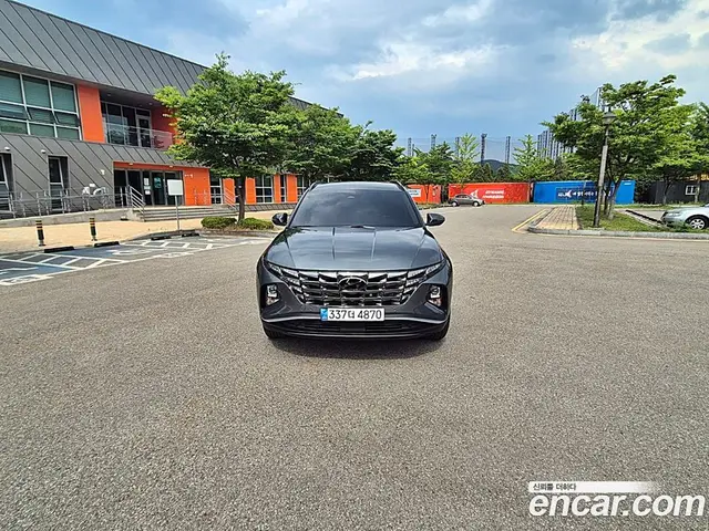 Hyundai Tucson 2023 1.6 автомат (гидро), миниатюра 3