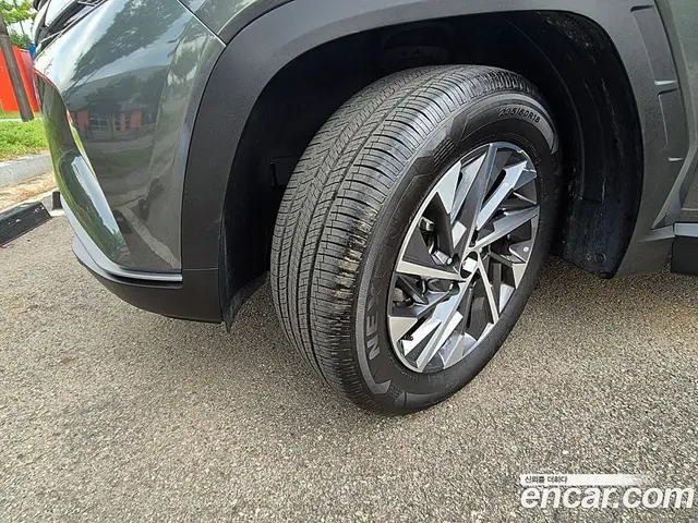 Hyundai Tucson 2023 1.6 автомат (гидро), миниатюра 5