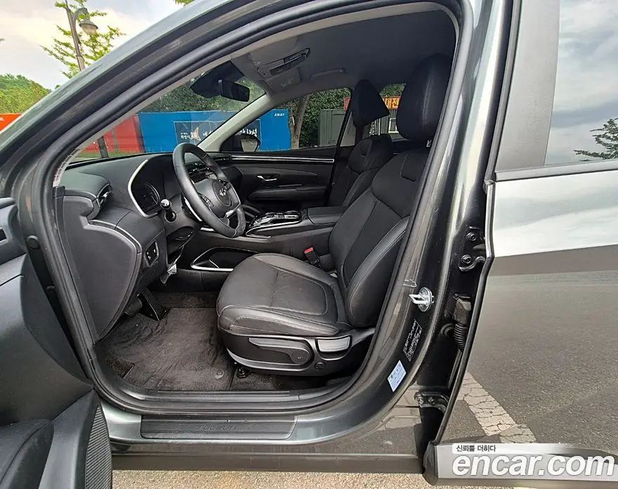 Hyundai Tucson 2023 1.6 автомат (гидро), фото 10